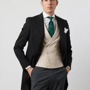 Chaqué clasic negro.