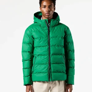 Pluma Hrom first tee