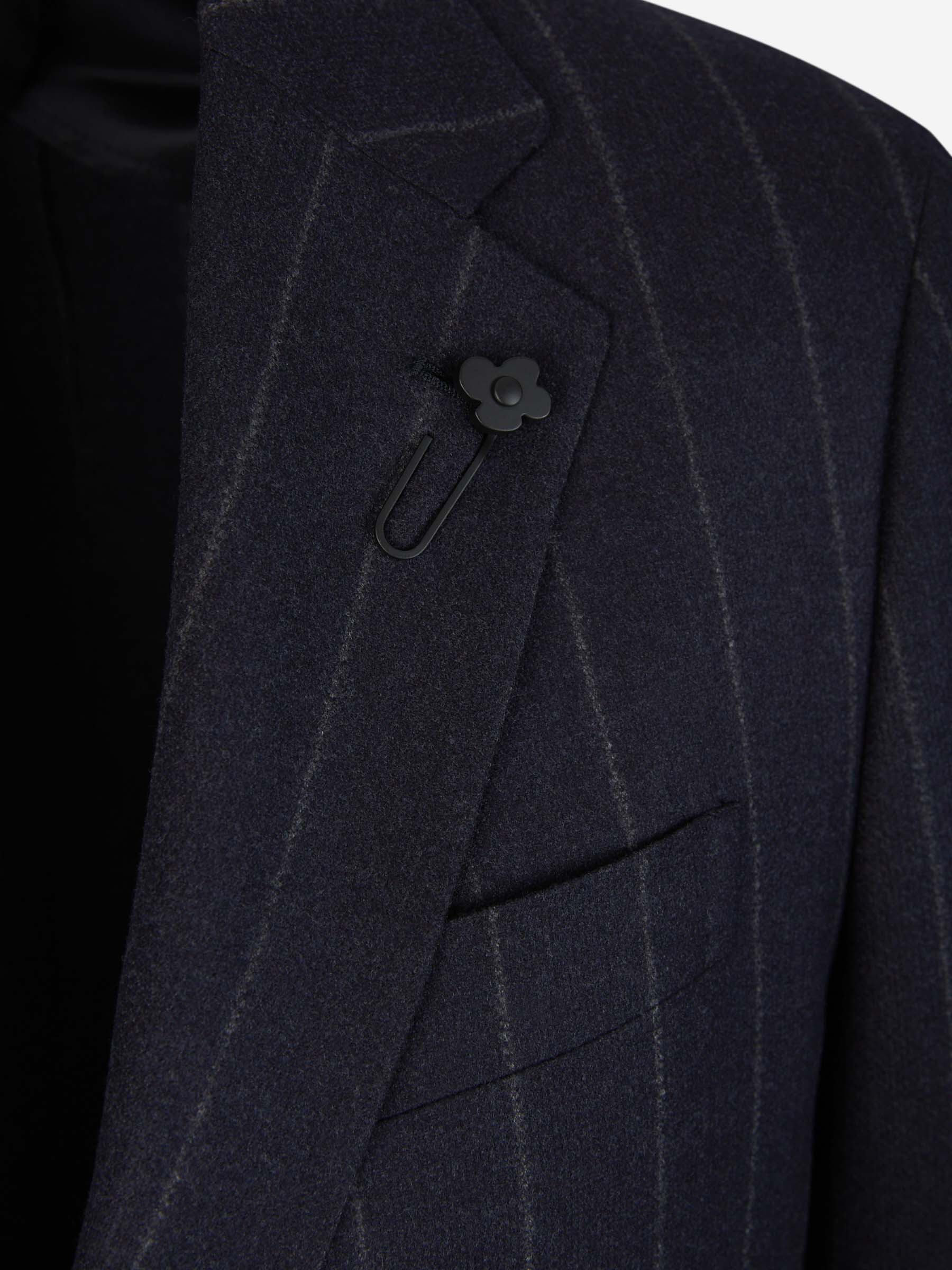 Traje Motivo Rayas - Imagen 3