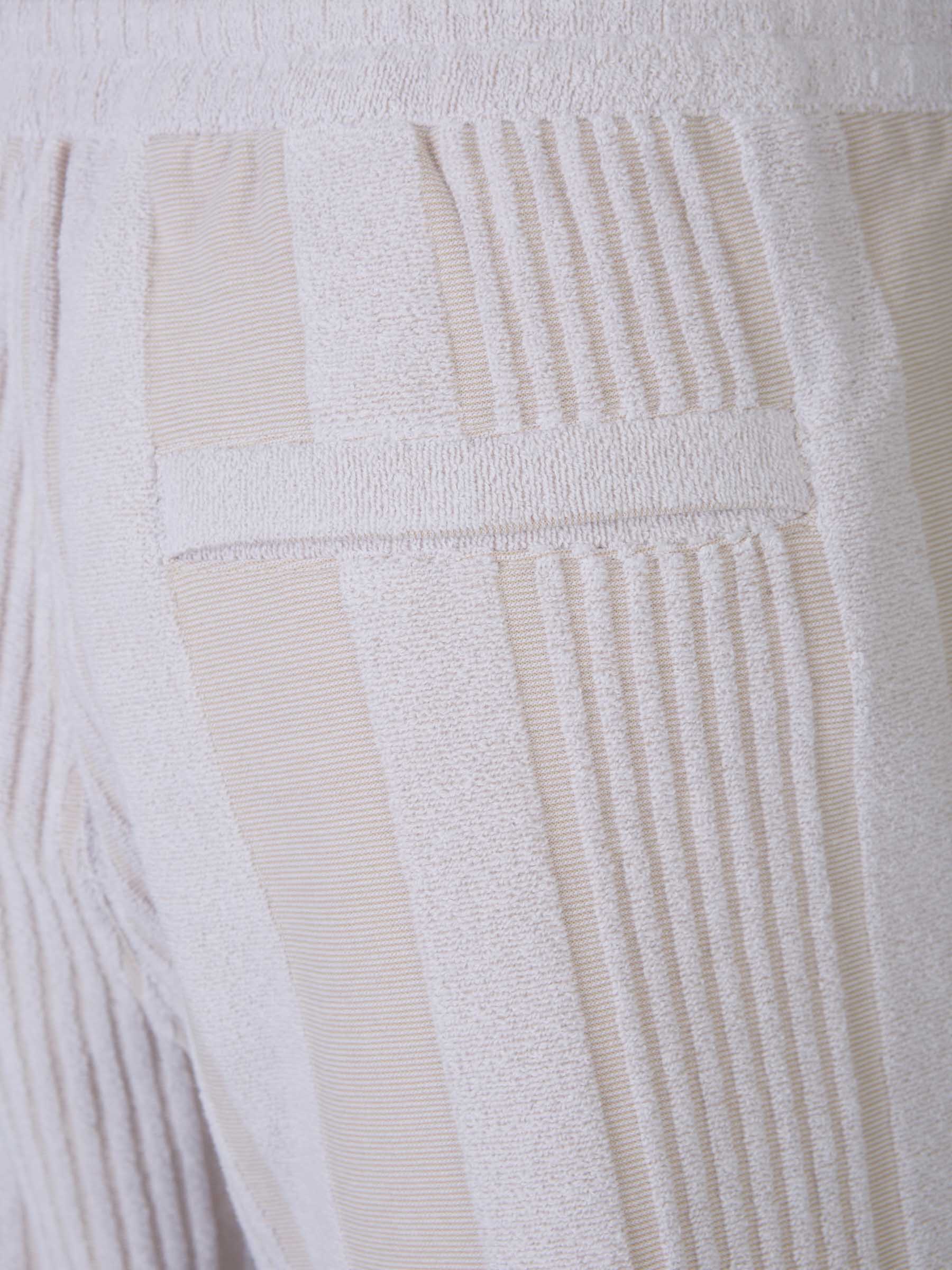 Bermudas Texturizadas Motivo Rayas - Imagen 6