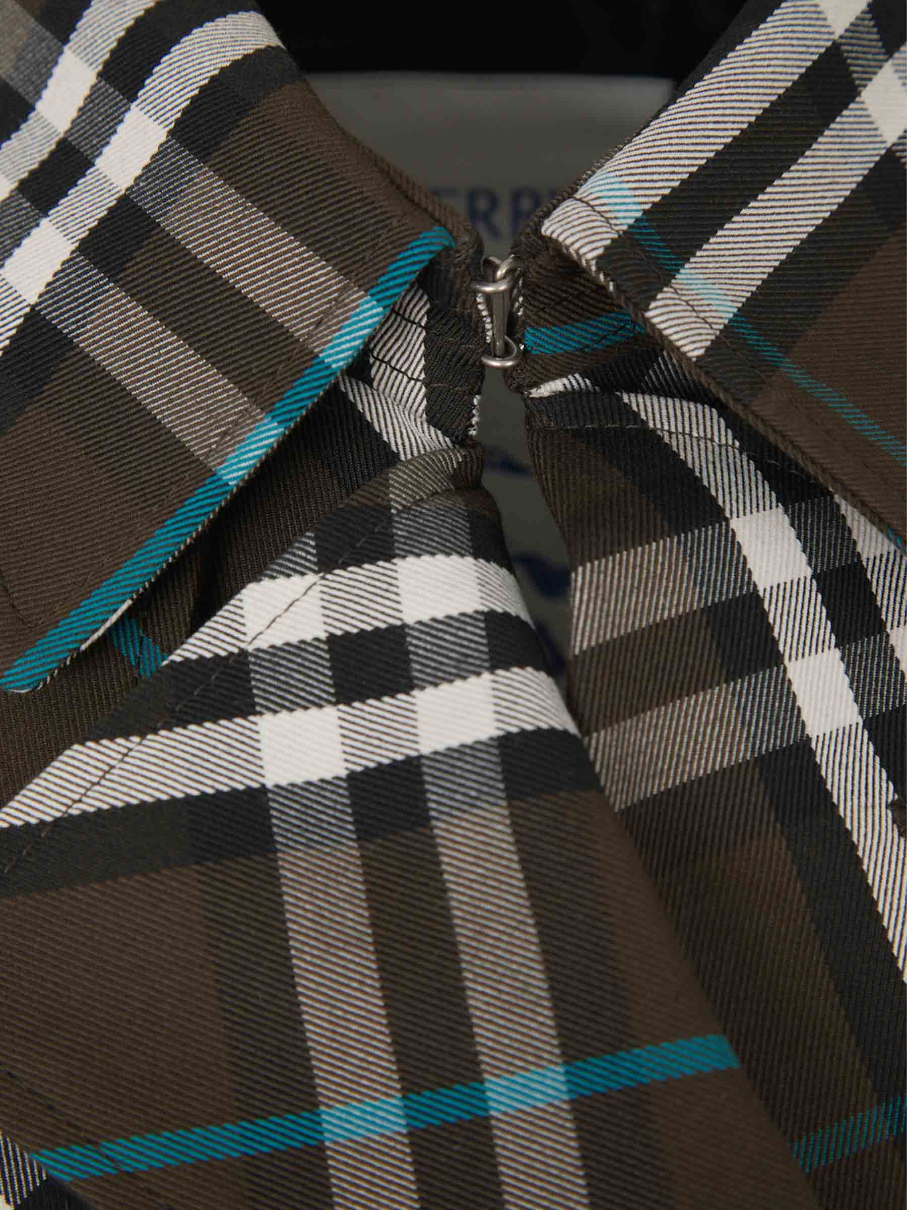 Gabardina Motivo Cuadros - Imagen 3