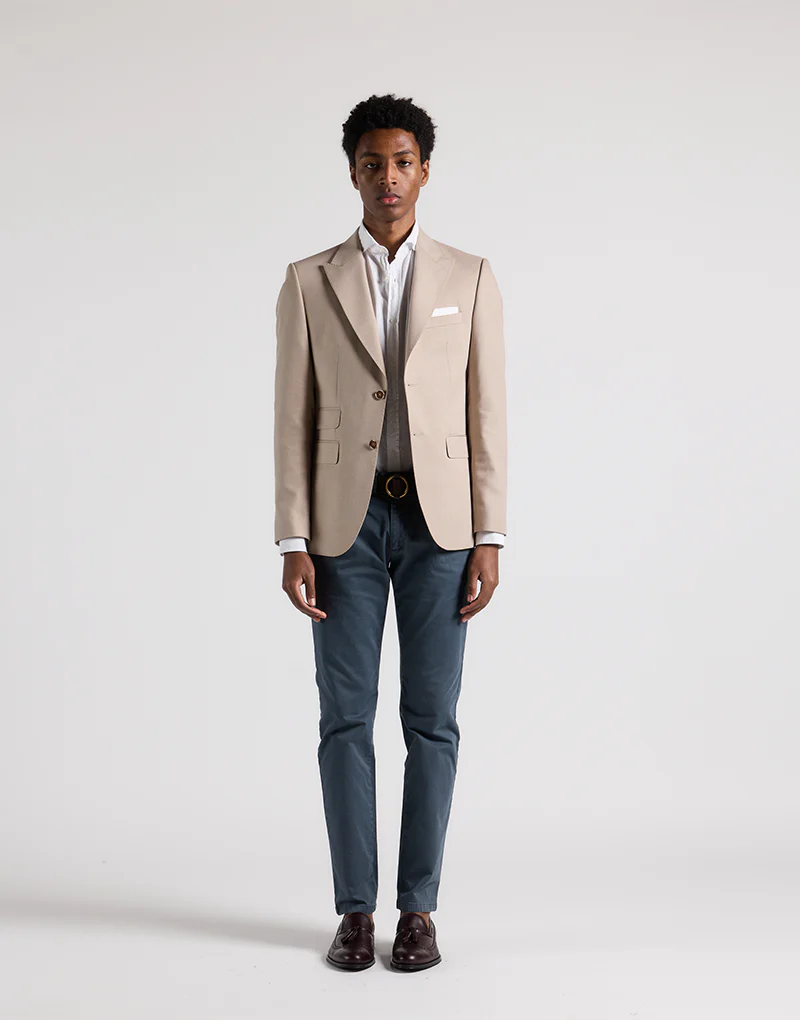 Americana estructura solapa pico beige - Imagen 4