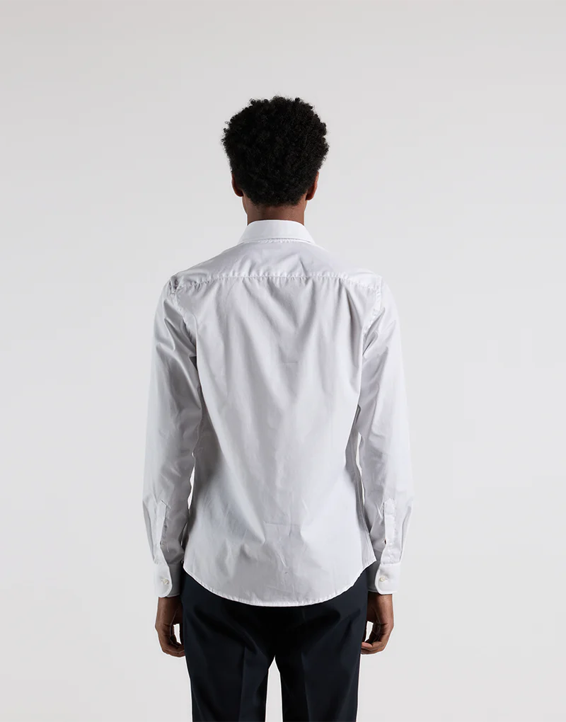 Camisa elastic lisa blanca - Imagen 4