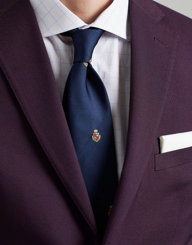 Corbata seda jacquard escudos marino - Imagen 3