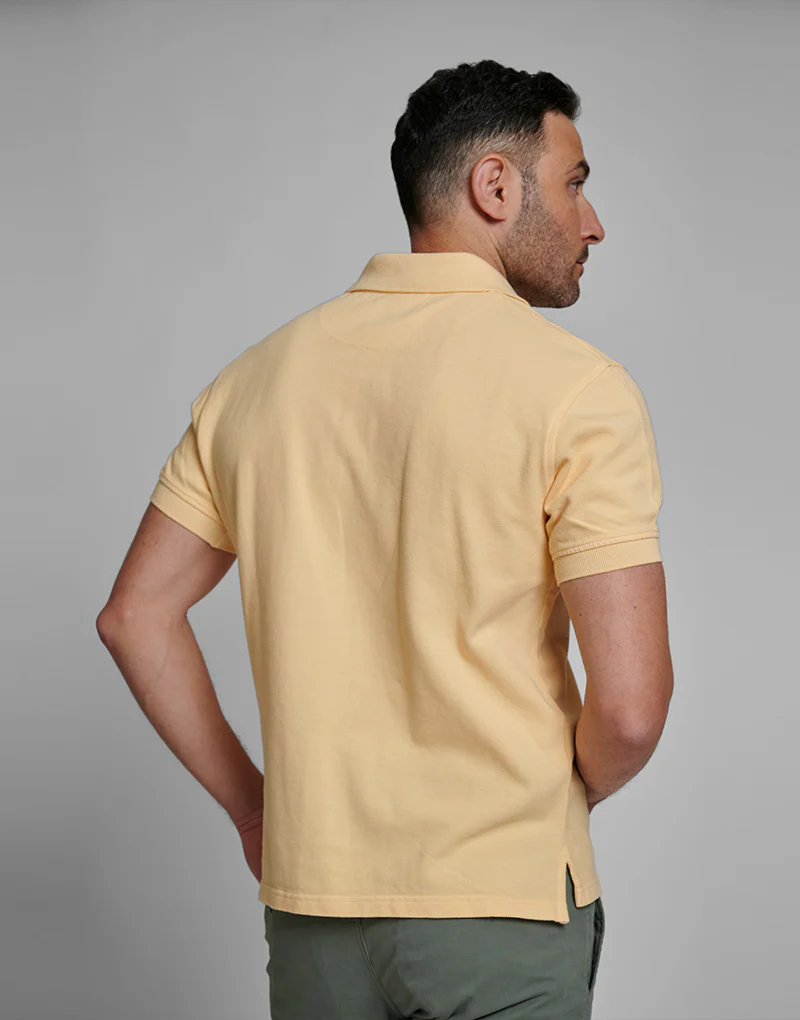 Polo piqué lavado amarillo - Imagen 4
