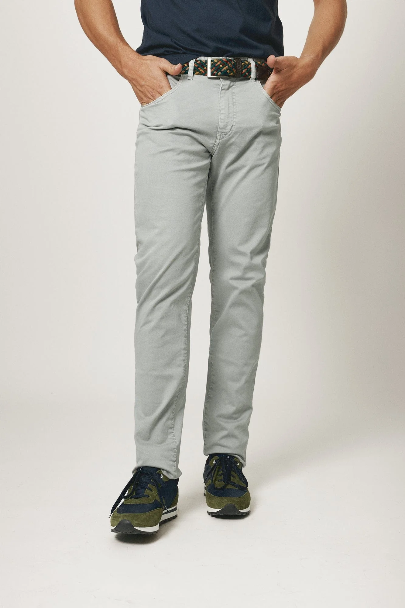 The 5 Pocket Gris Teruel