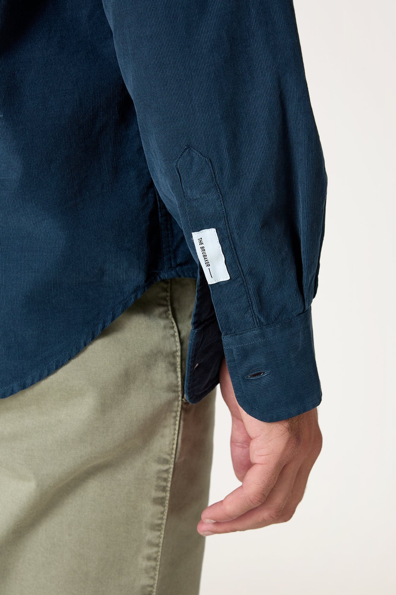 The Micropana Camisa Azul Marino - Imagen 3