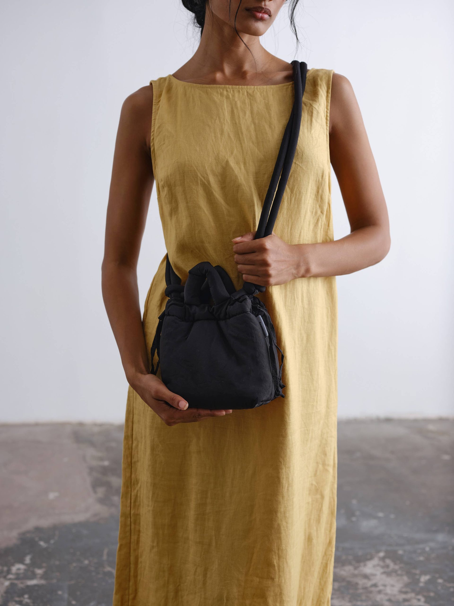 Micro Ona soft bag - black - Imagen 4