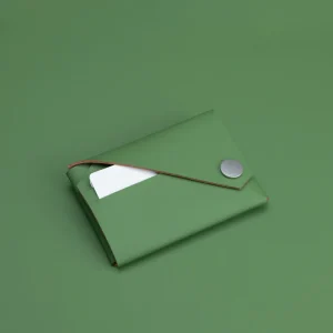 Cartera Lemur Wallet - green recycled leather